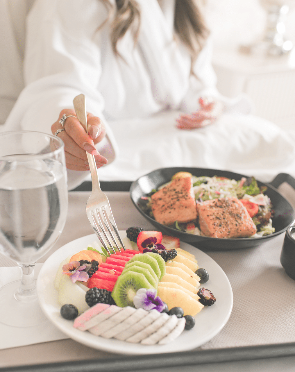 Postpartum Nutrition: 10 Foods That Promote Healing